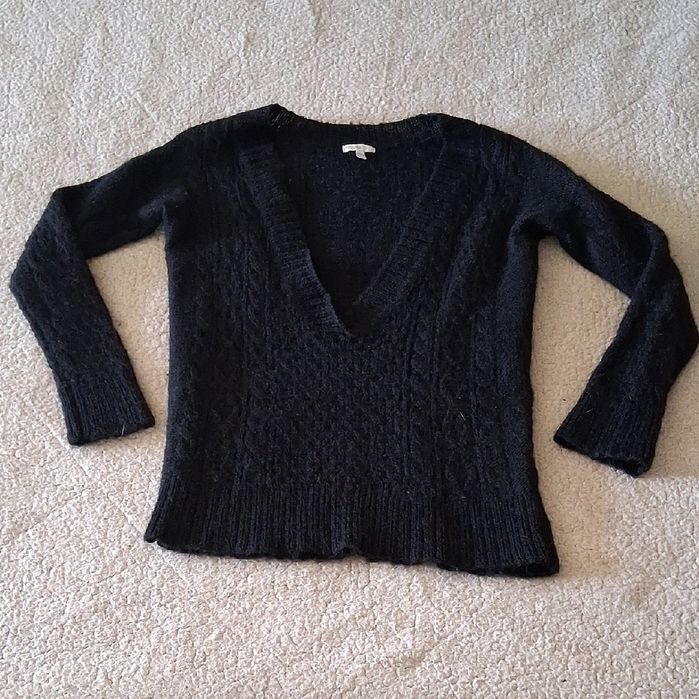Joie Deep Black V-Neck Wool Blend Sweater Medium